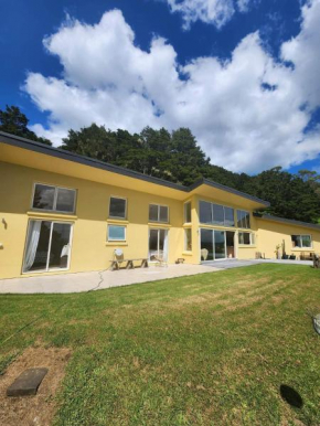 Living the High Life, Kauri